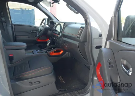 2025 Nissan Frontier Pro-4X 4X4 from USA, damaged, VIN 1N6ED1EK1SN635905